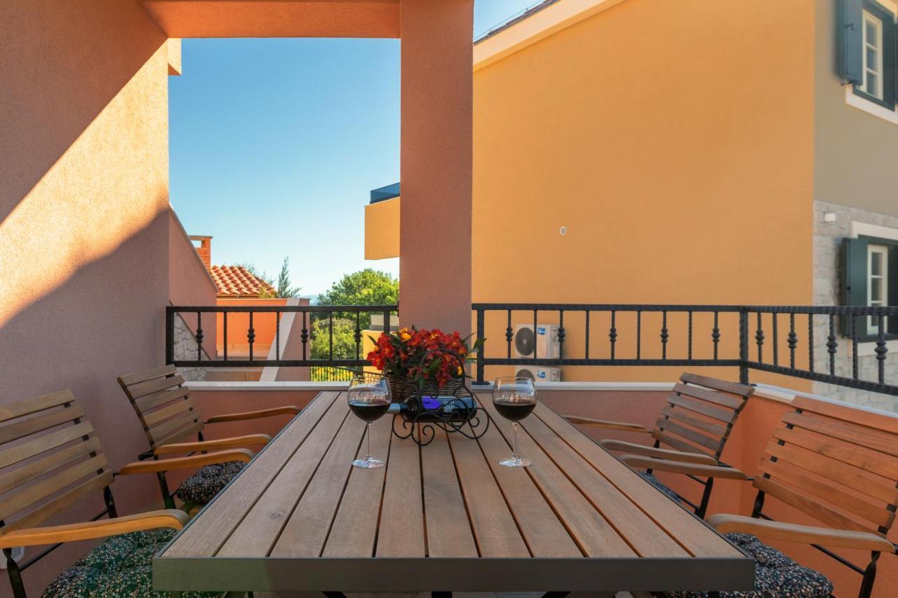 Hana Luxury Apartment With Sea View ซาลี ภายนอก รูปภาพ